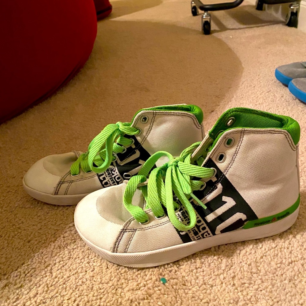 Reebok Nanos Women’s Size 5.5 Shoes